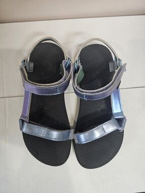 Teva Iridescent Blue Sport Sandals Size 5 Youth Fits Like Ladys Size 7